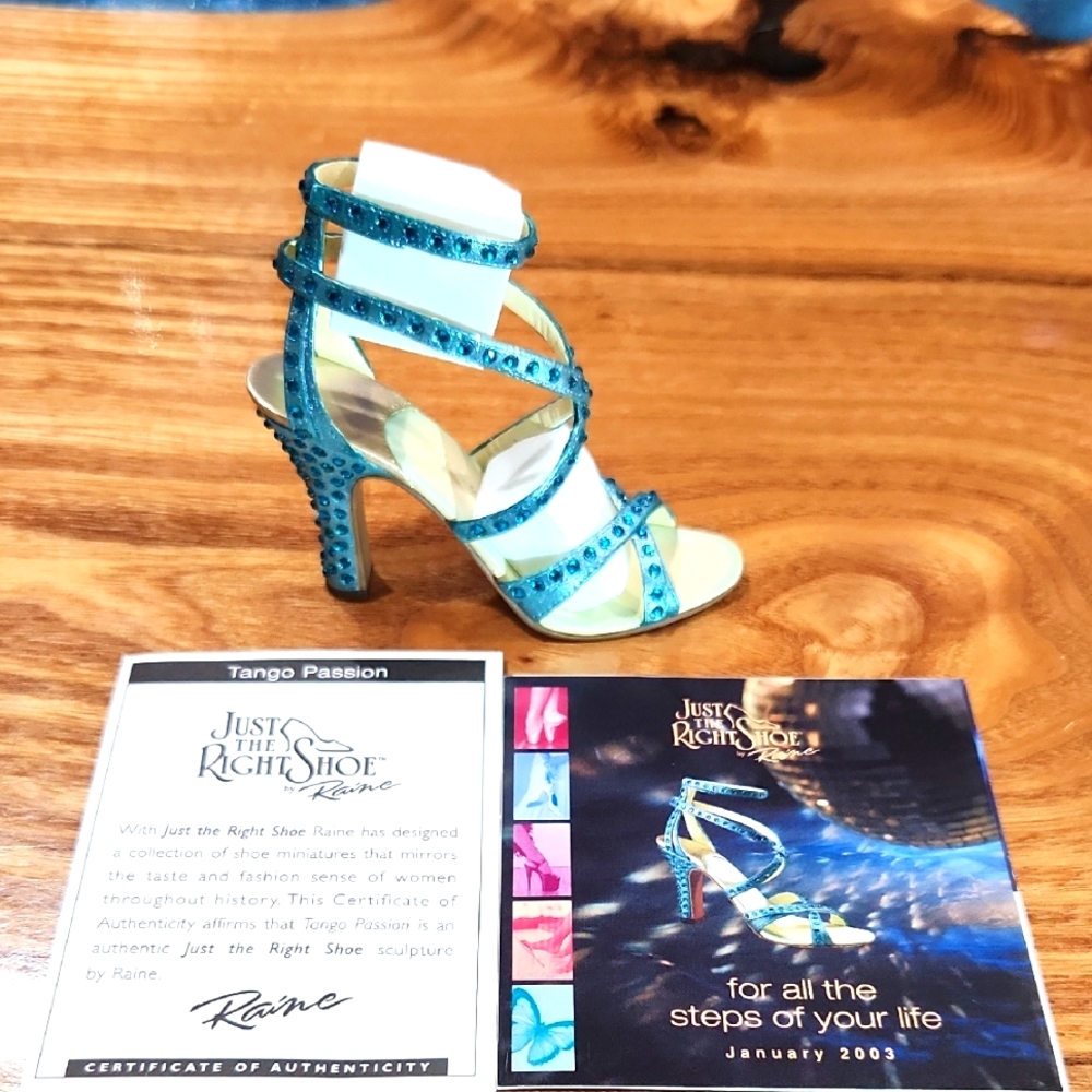 Just The Right Shoe Women's Blue Heels